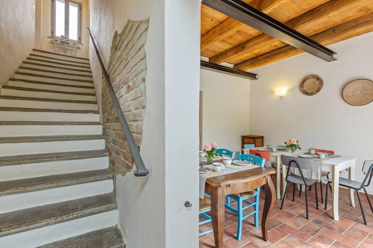 Grande Villa Storica Per Vacanze Con Giardino Privato E Piscina Ostra Exterior photo