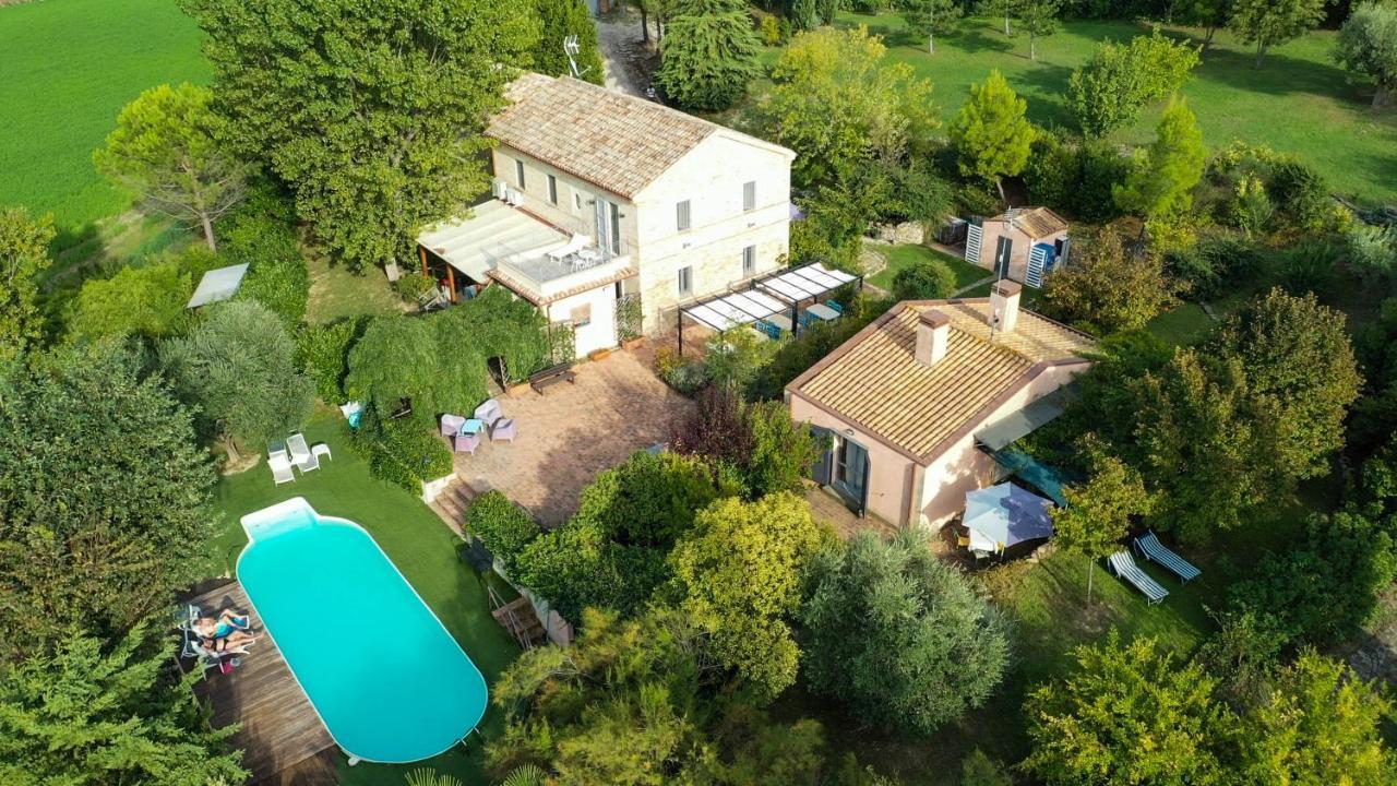 Grande Villa Storica Per Vacanze Con Giardino Privato E Piscina Ostra Exterior photo