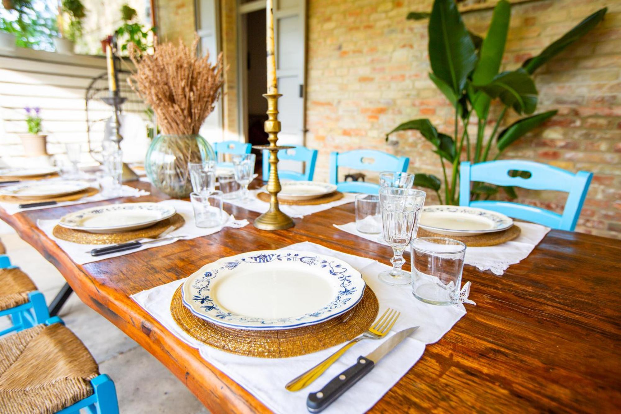 Grande Villa Storica Per Vacanze Con Giardino Privato E Piscina Ostra Exterior photo