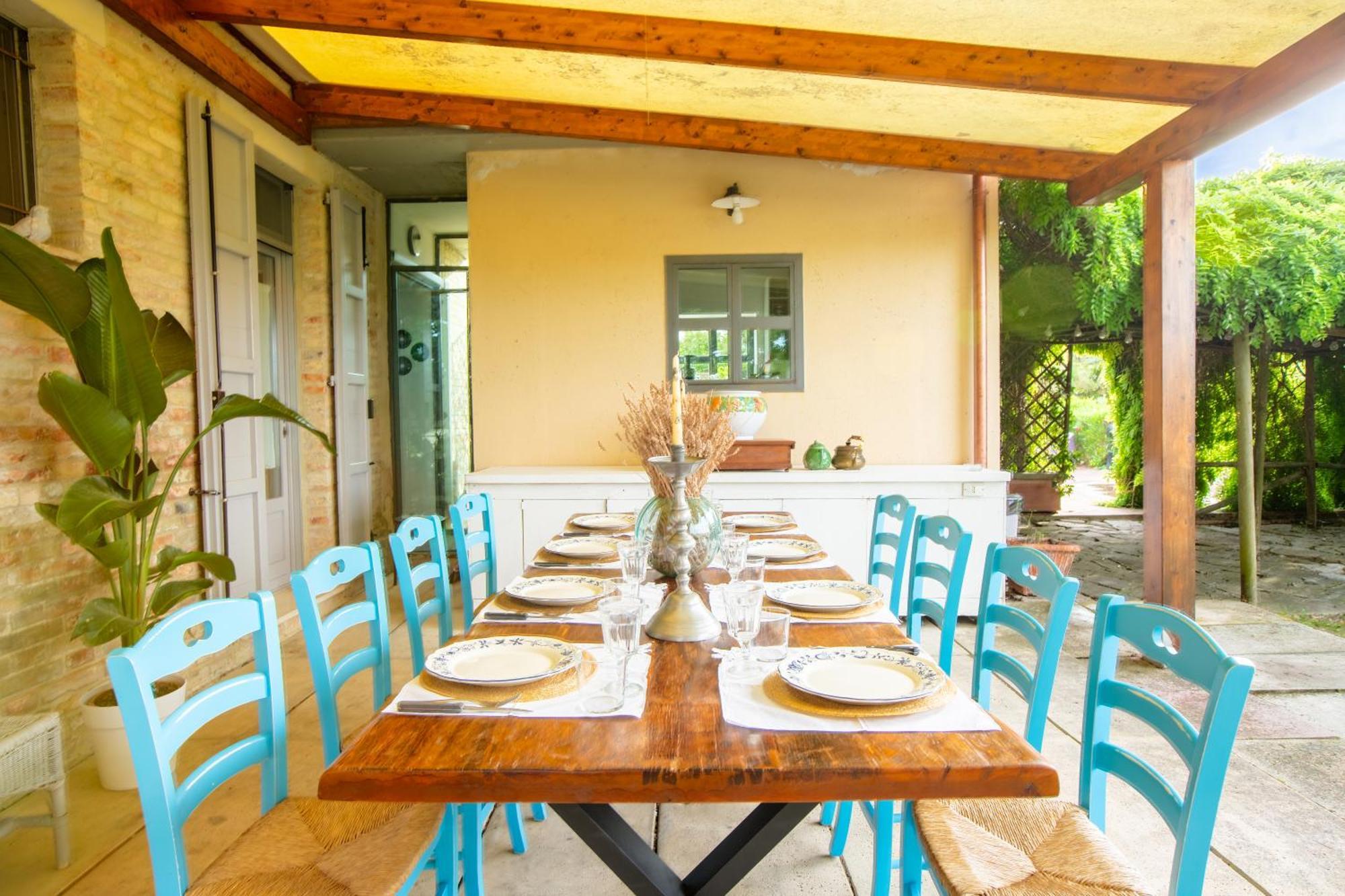 Grande Villa Storica Per Vacanze Con Giardino Privato E Piscina Ostra Exterior photo